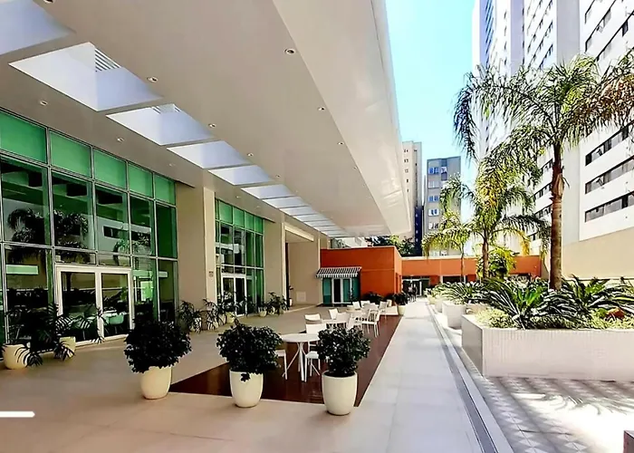 Acolhedor Studio no Batel/Água Verde em frente ao Shopping Curitiba